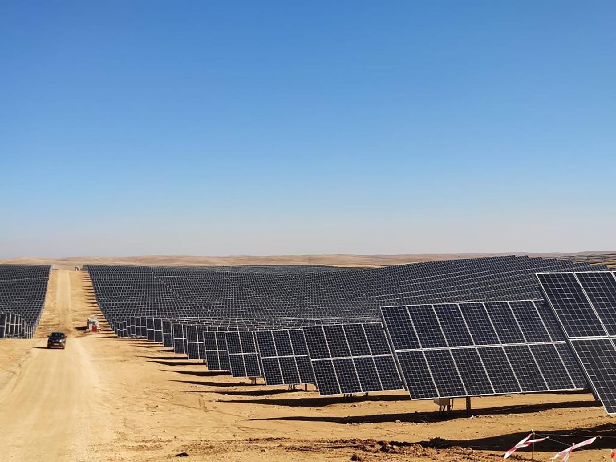 01-17-Years-of-Pioneering-Renewable-Energy-Solutions-(resized)